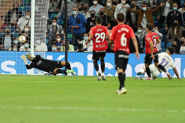 中国男篮仍有机会拿奥运门票 目前日本最占优